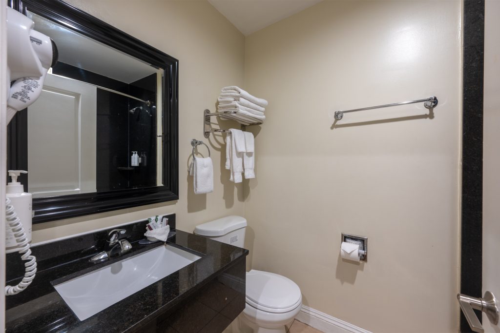 Hollywood City Inn 216-6