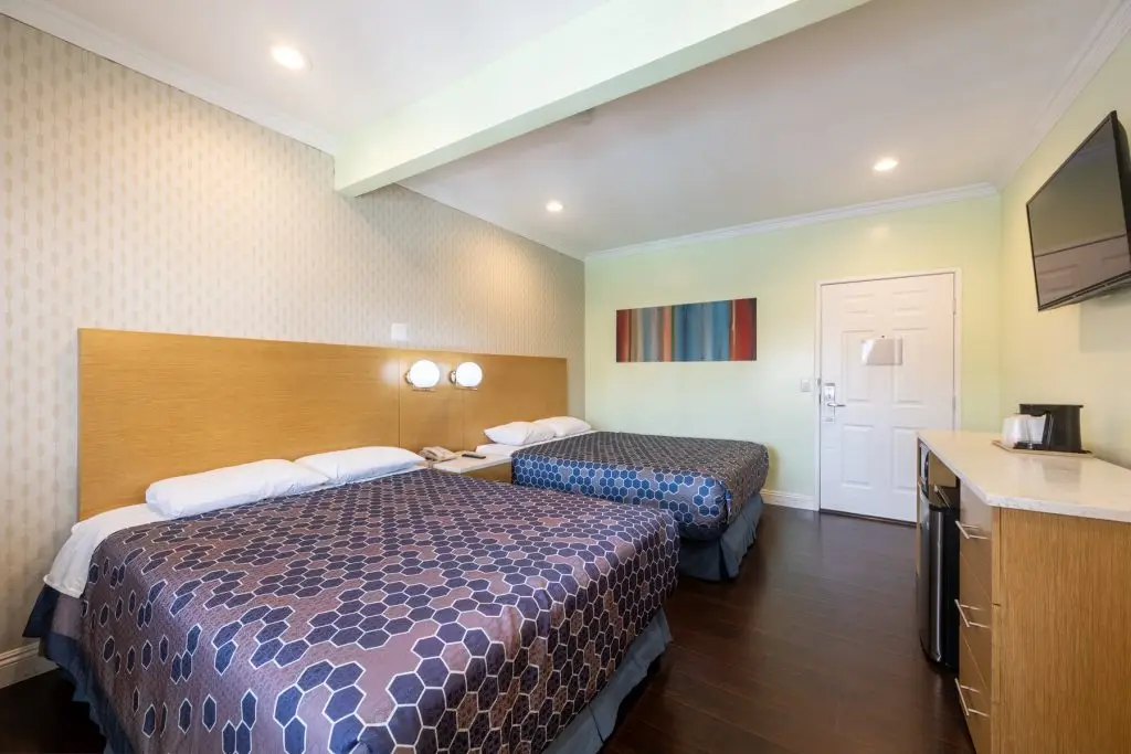 Hollywood City Inn 310-2